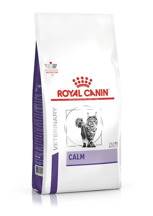 Royal Canin Calm kissojen kuivaruoka 2 kg Adult Corn Poultry Rice